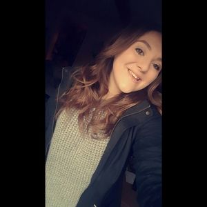 Meet your Posher, Alicia